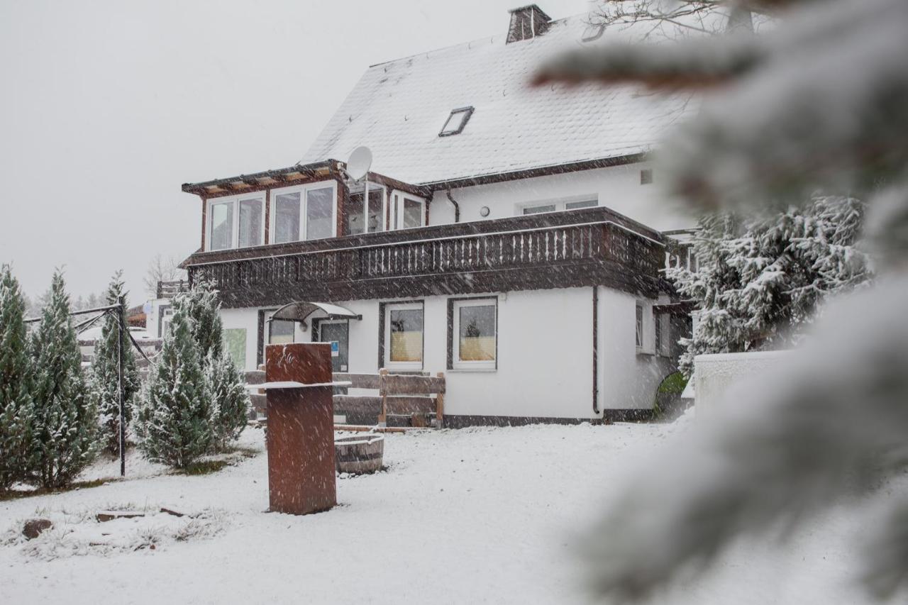 Gemuetliches Ferienhaus Винтерберг Екстериор снимка